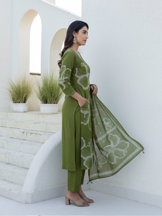 green cotton printed suit set offering comfort and style