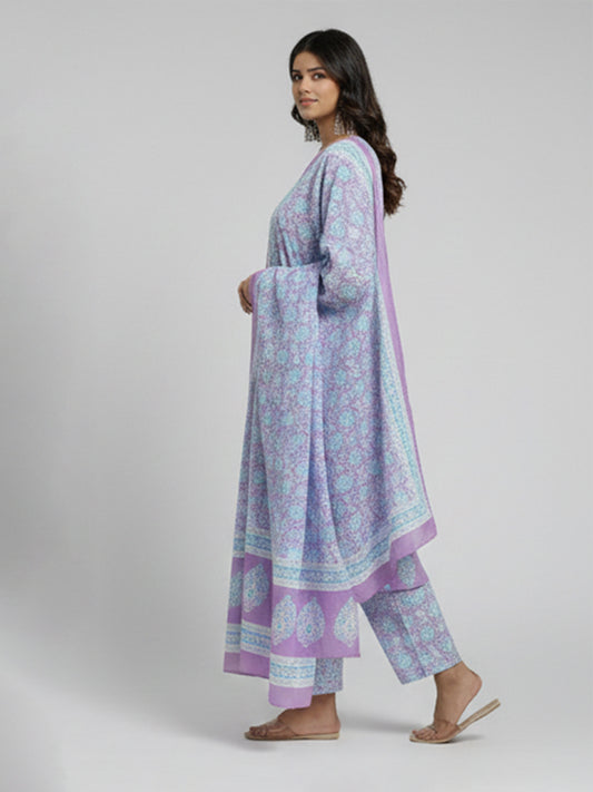 Pink cotton printed suit set offering comfort and style