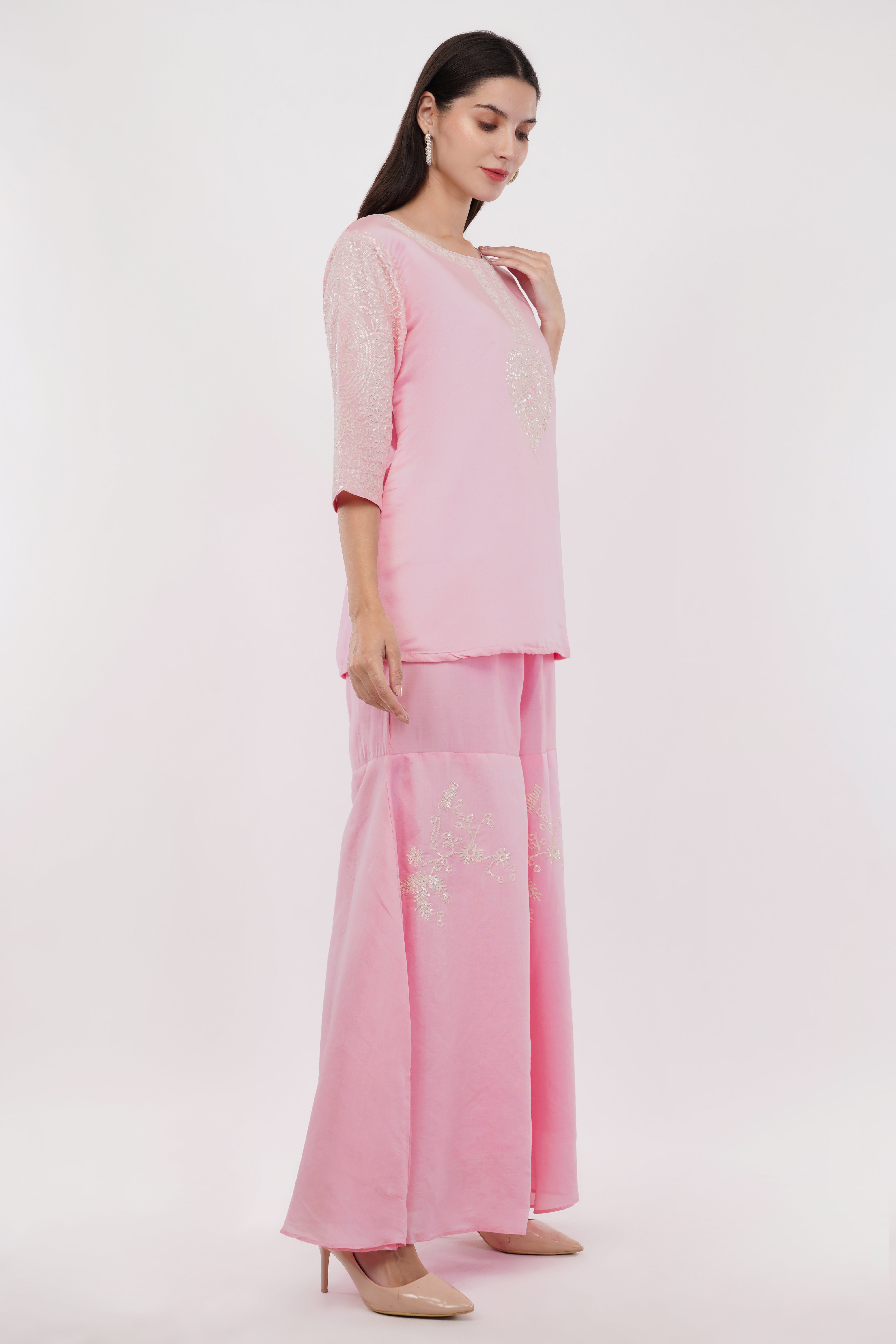 Light Pink Embroidered Co-Ord Set With Contrasting Work - Set Of 2