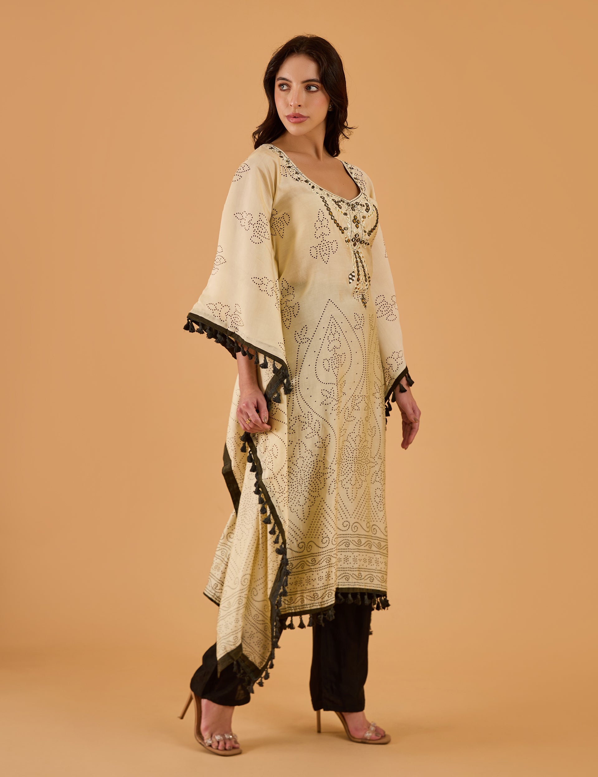 dhartii  Off-White Ethnic Print Silk Fusion Kaftan