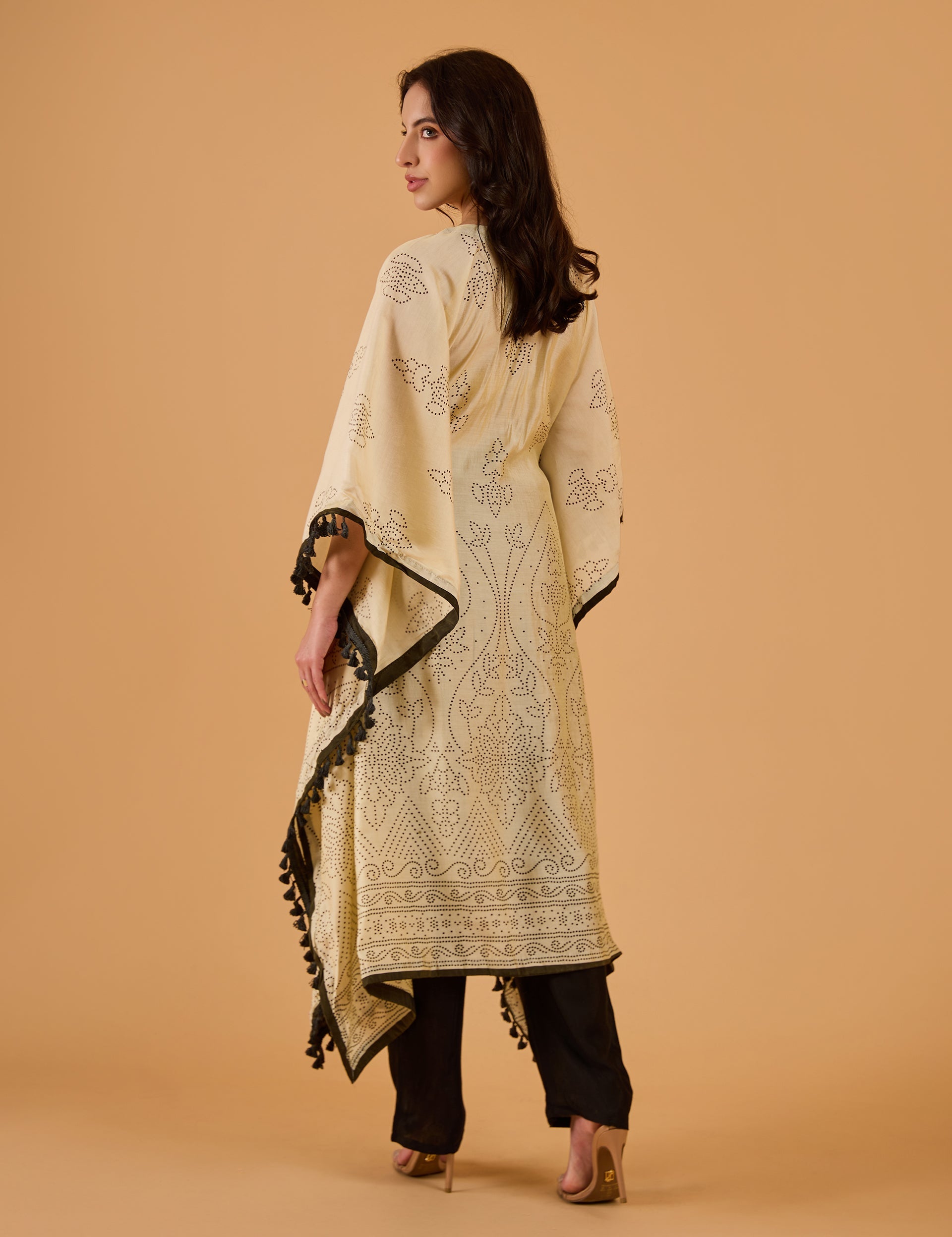 dhartii  Off-White Ethnic Print Silk Fusion Kaftan