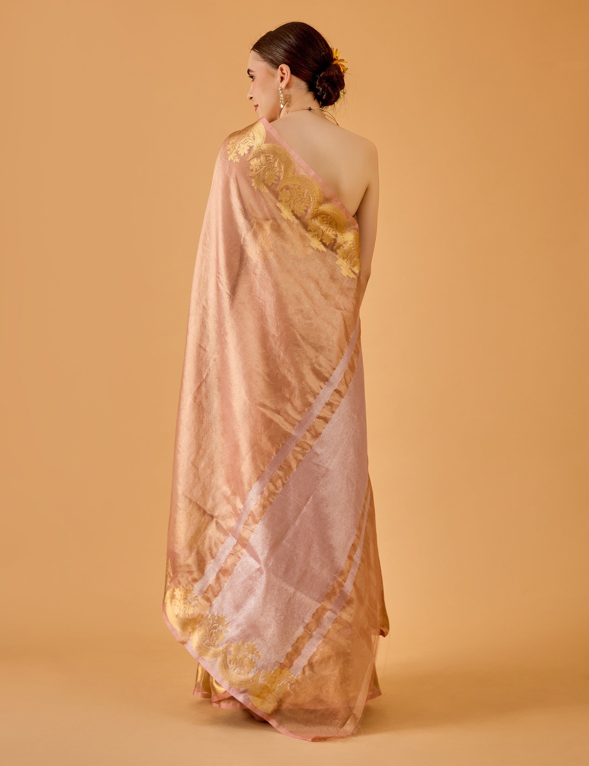 dhartii  Metallic Blush Pink Jacquard Silk Blend Saree
