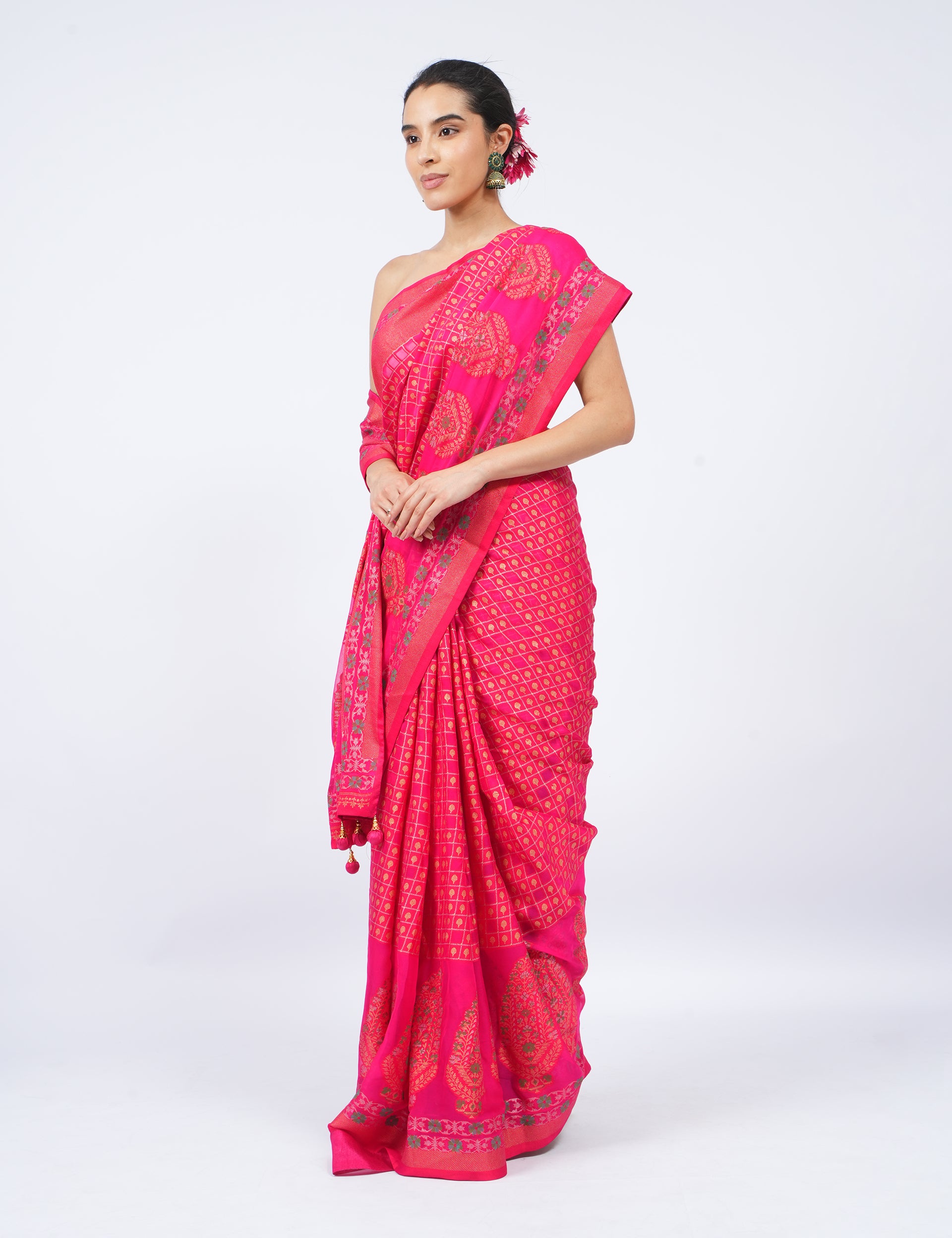 dhartii  Red Surkh Jacquard Crepe Saree