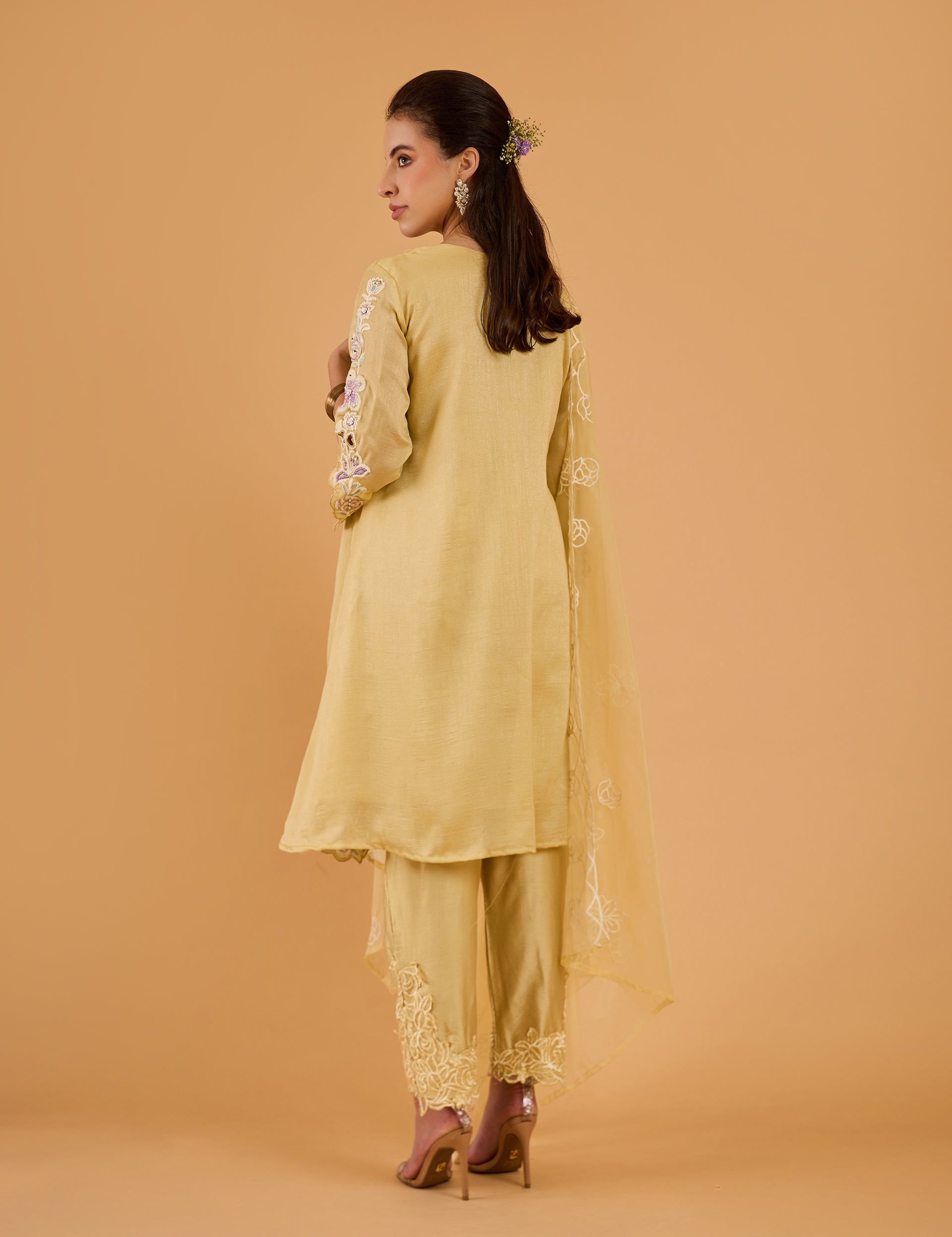 dhartii  Chalk Yellow Radiant Embroidered Chinnon Kurta Set