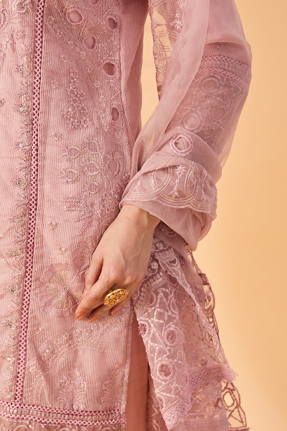 dhartii  Lilac Pink Ethnic Embroidered Organza Suit Set