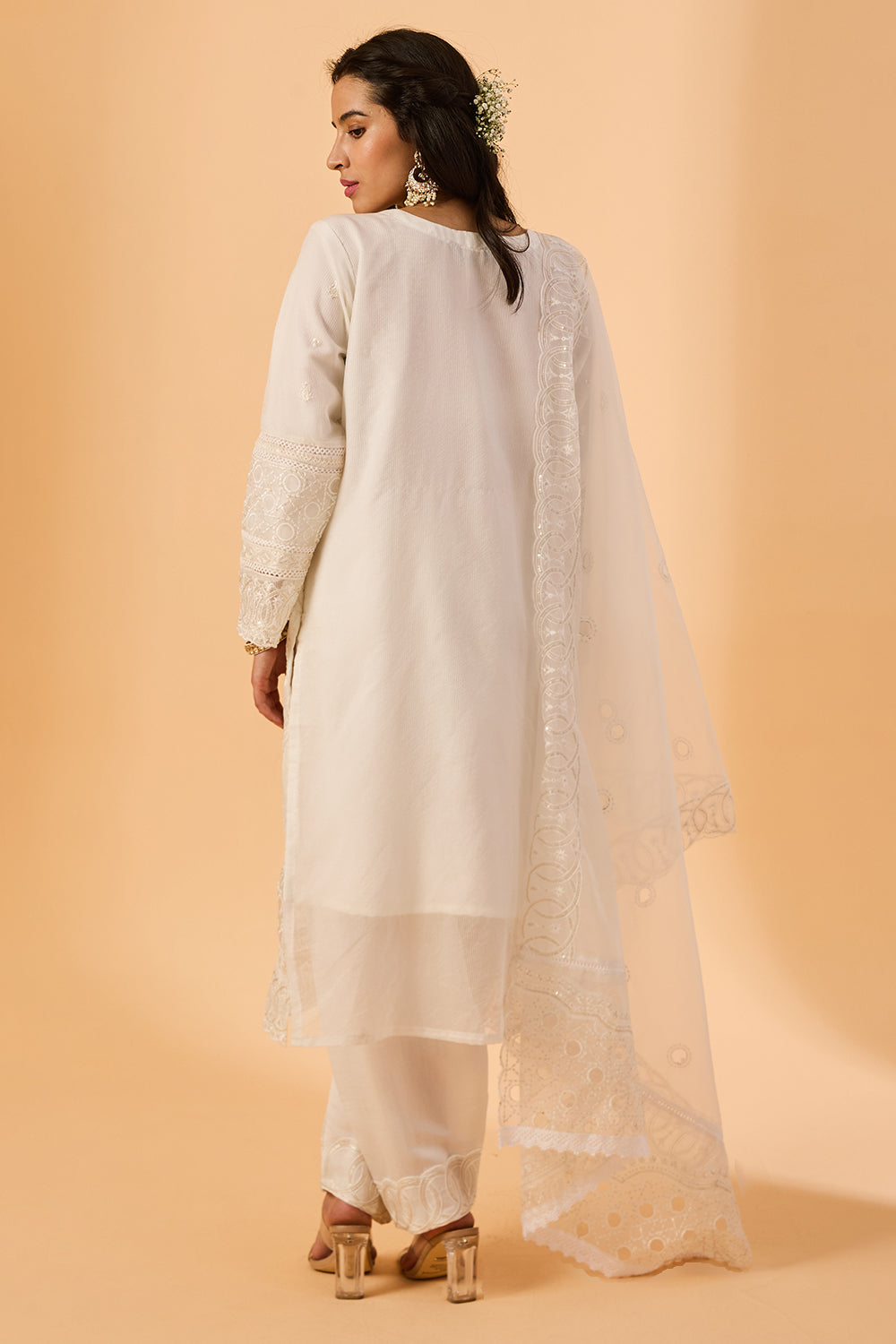 dhartii  Off- white Elegance Embroidered Organza Suit Set