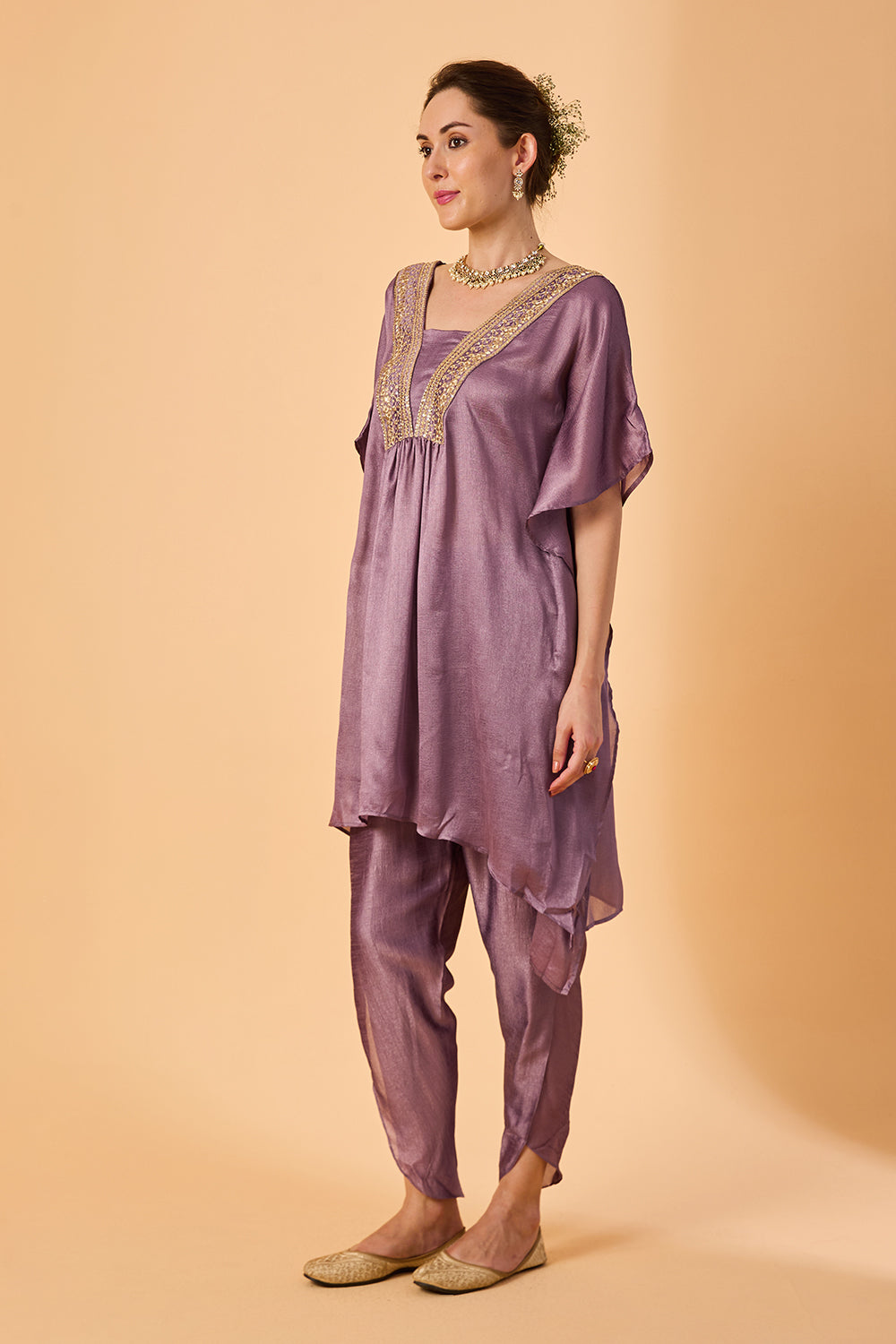 dhartii  Shiny Lavender Embroidered Art Silk Fusion Set