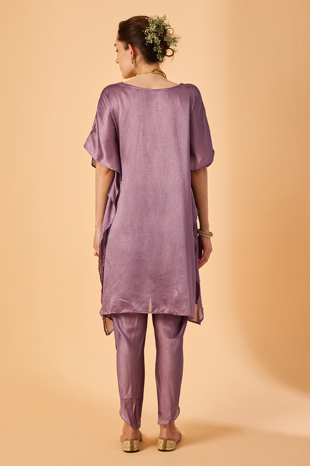 dhartii  Shiny Lavender Embroidered Art Silk Fusion Set