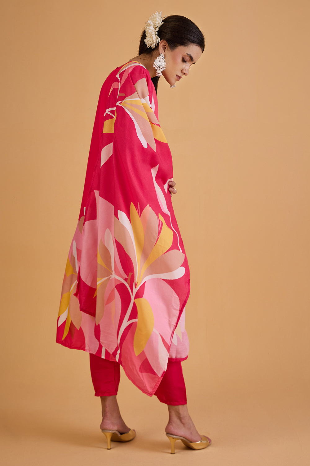 dhartii  Pink Floral Abstract Printed Kurta Set
