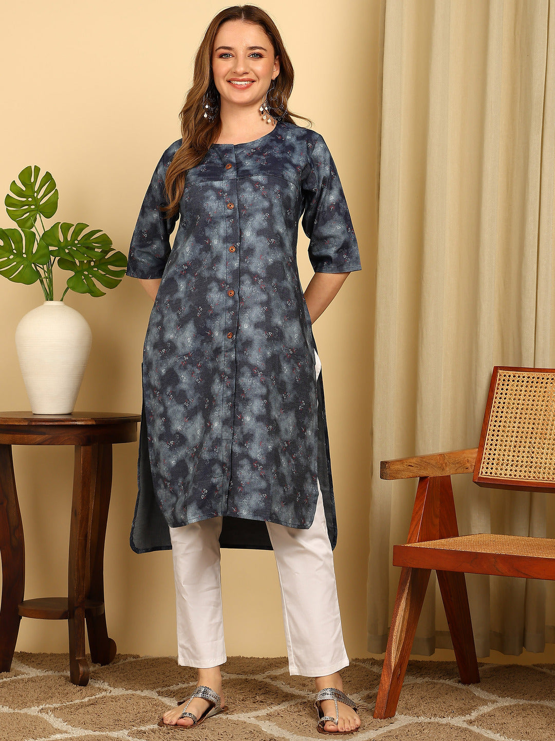 Indigo Blue Solid Cotton Blend Straight Kurta