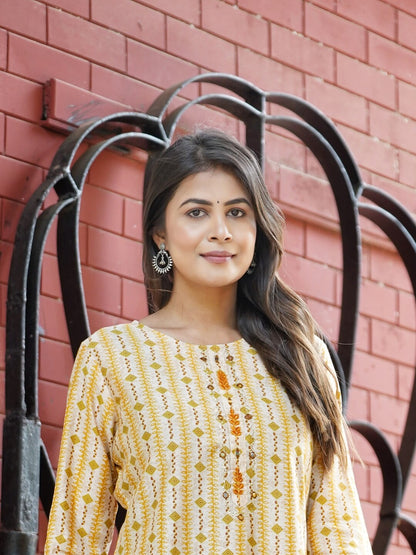 Yellow Embroidered Straight Chanderi Kurta