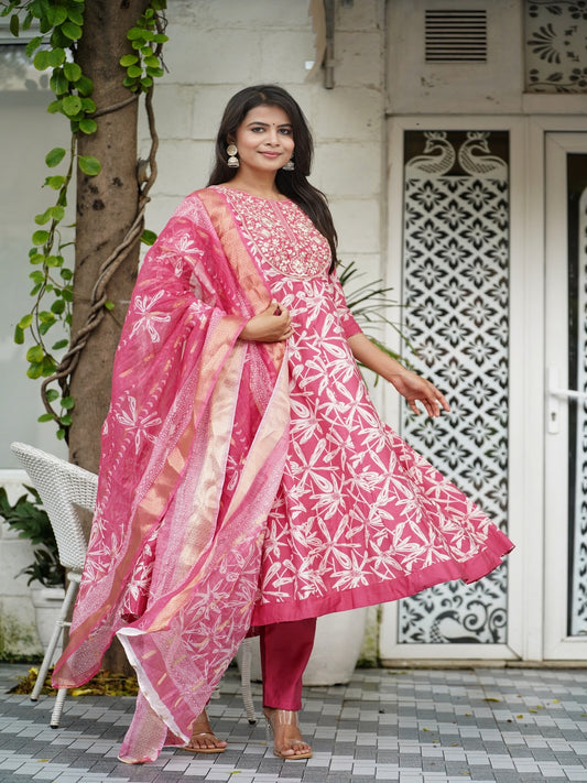 Pink Embroidered Anarkali Vatican Suit Set