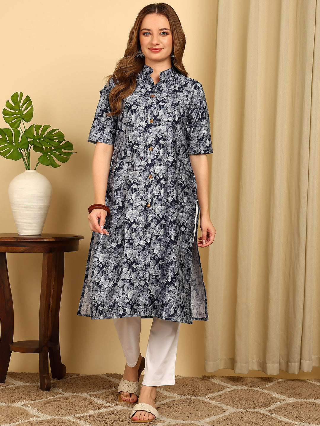 Indigo Blue Solid Cotton Blend Straight Kurta