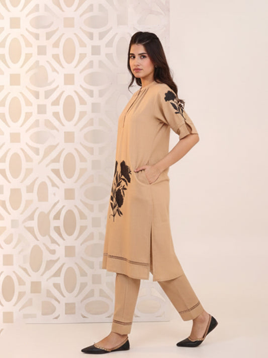 Elegant Golden Cotton Flex Kurta Set with Stylish Fit Design