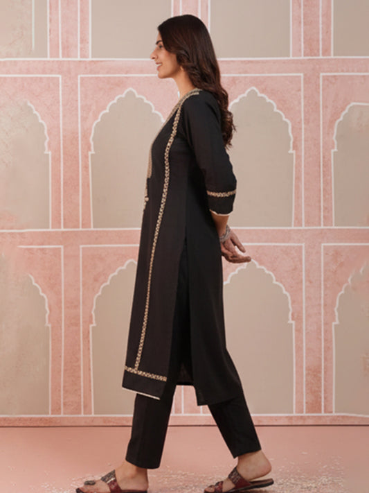 Elegant Black Cotton Flex Kurta Set with Stylish Fit Design