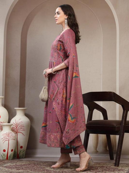 Elegant Pink Muslin Suit Set for Women’s