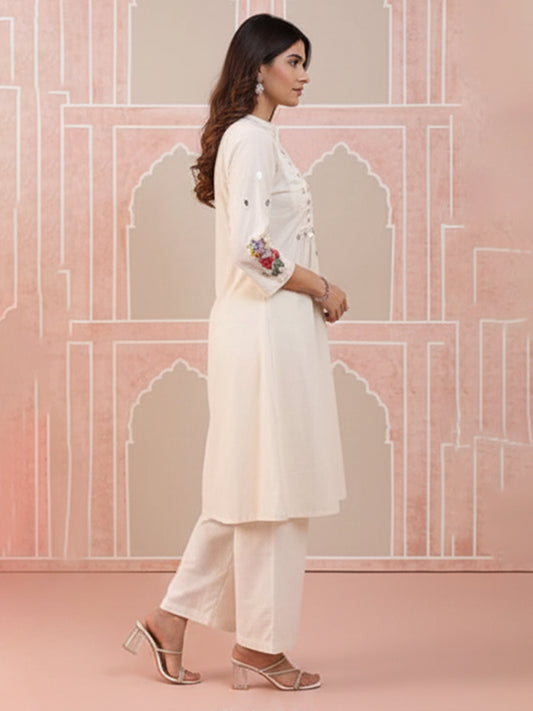 Elegant White Cotton Flex Kurta Set with Stylish Fit Design