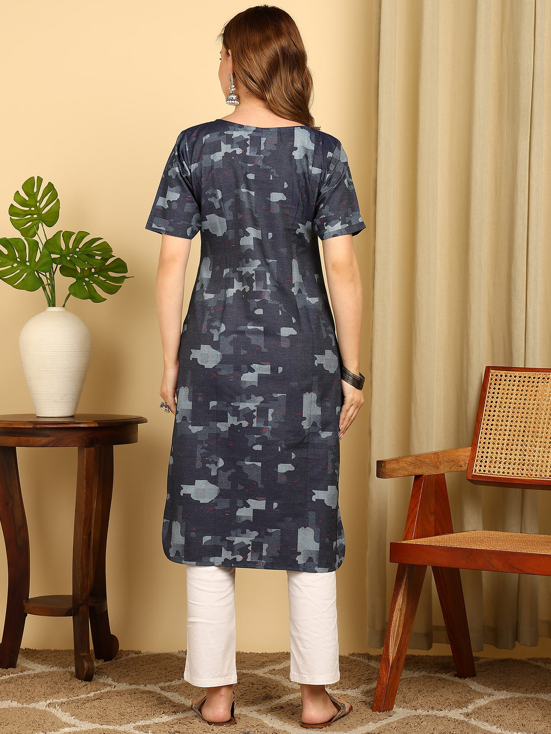 Indigo Blue Solid Cotton Blend Straight Kurta