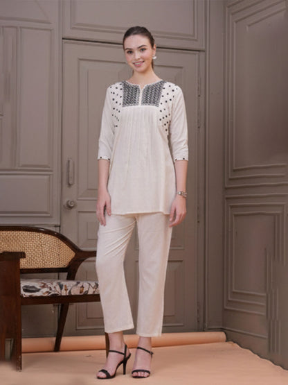 white coloured cotton slub 2-piece co-ord set