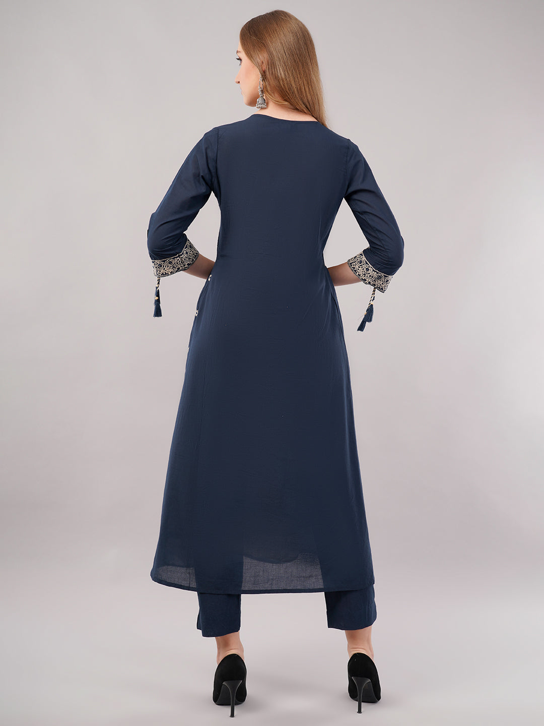 dhartii Navy Blue Embroidered Cotton Kurta