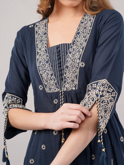 dhartii Navy Blue Embroidered Cotton Kurta