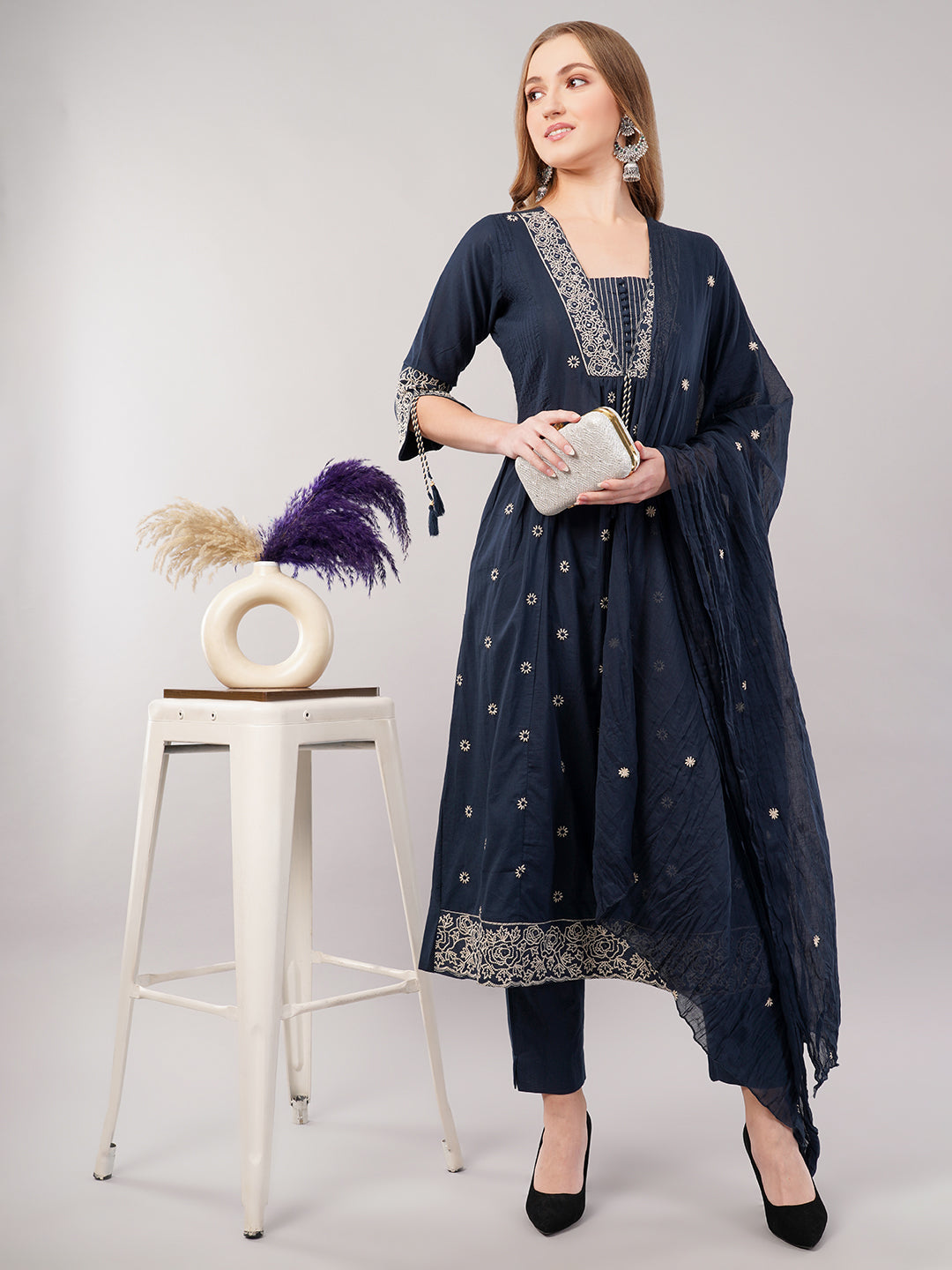dhartii Navy Blue Embroidered Cotton Kurta