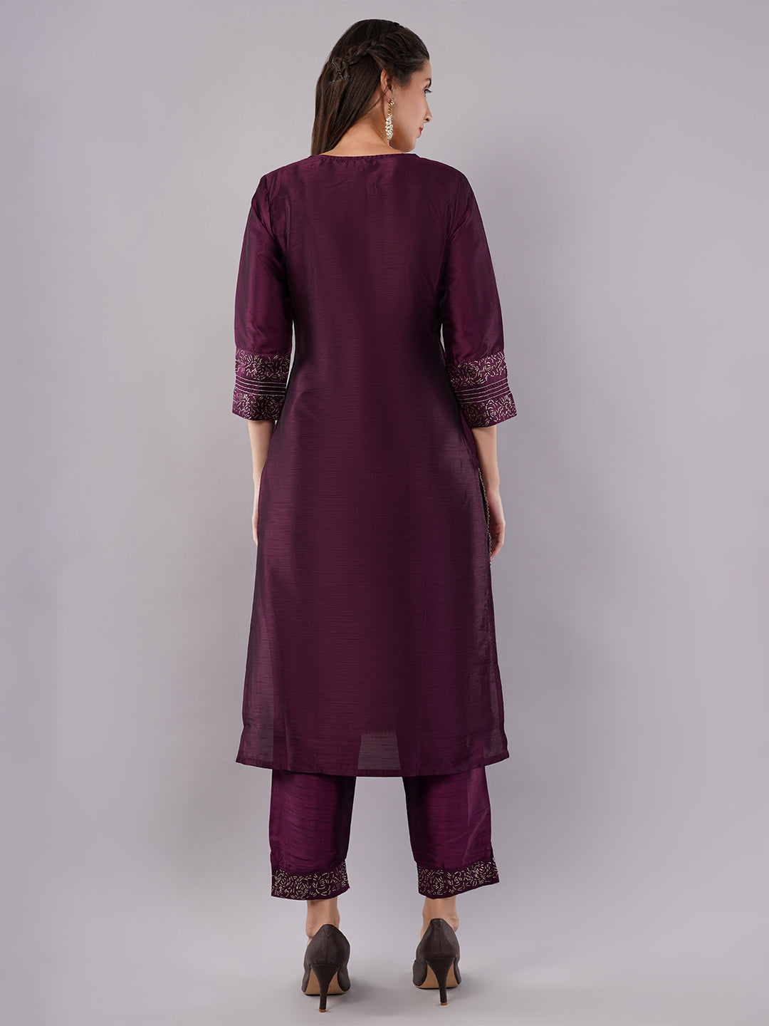 dhartii Elevated Fashionable Purple Embroidered Suit Set with Printed Oraganza Dupatta and Pants (3 Piece Set)