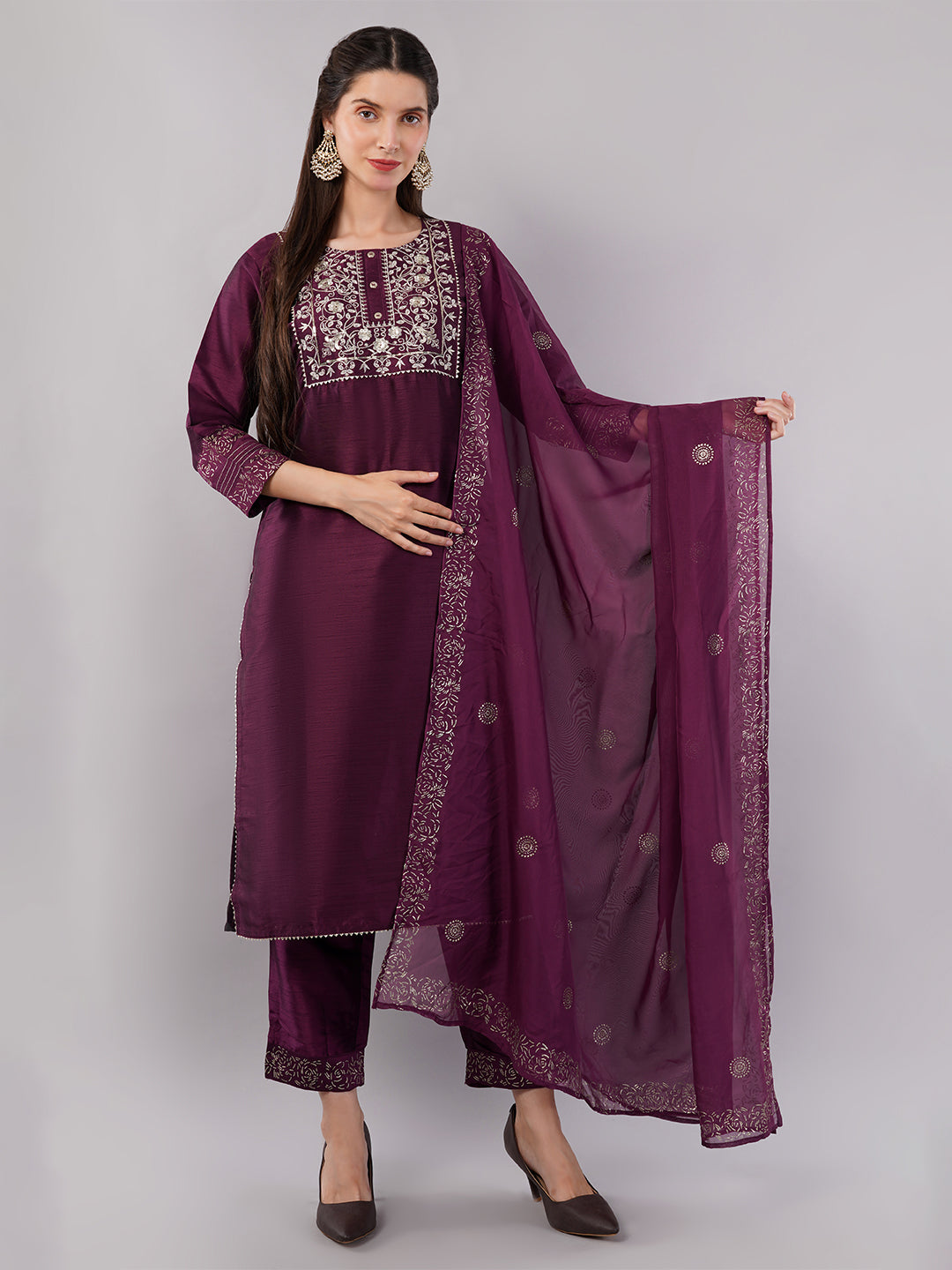 dhartii Elevated Fashionable Purple Embroidered Suit Set with Printed Oraganza Dupatta and Pants (3 Piece Set)
