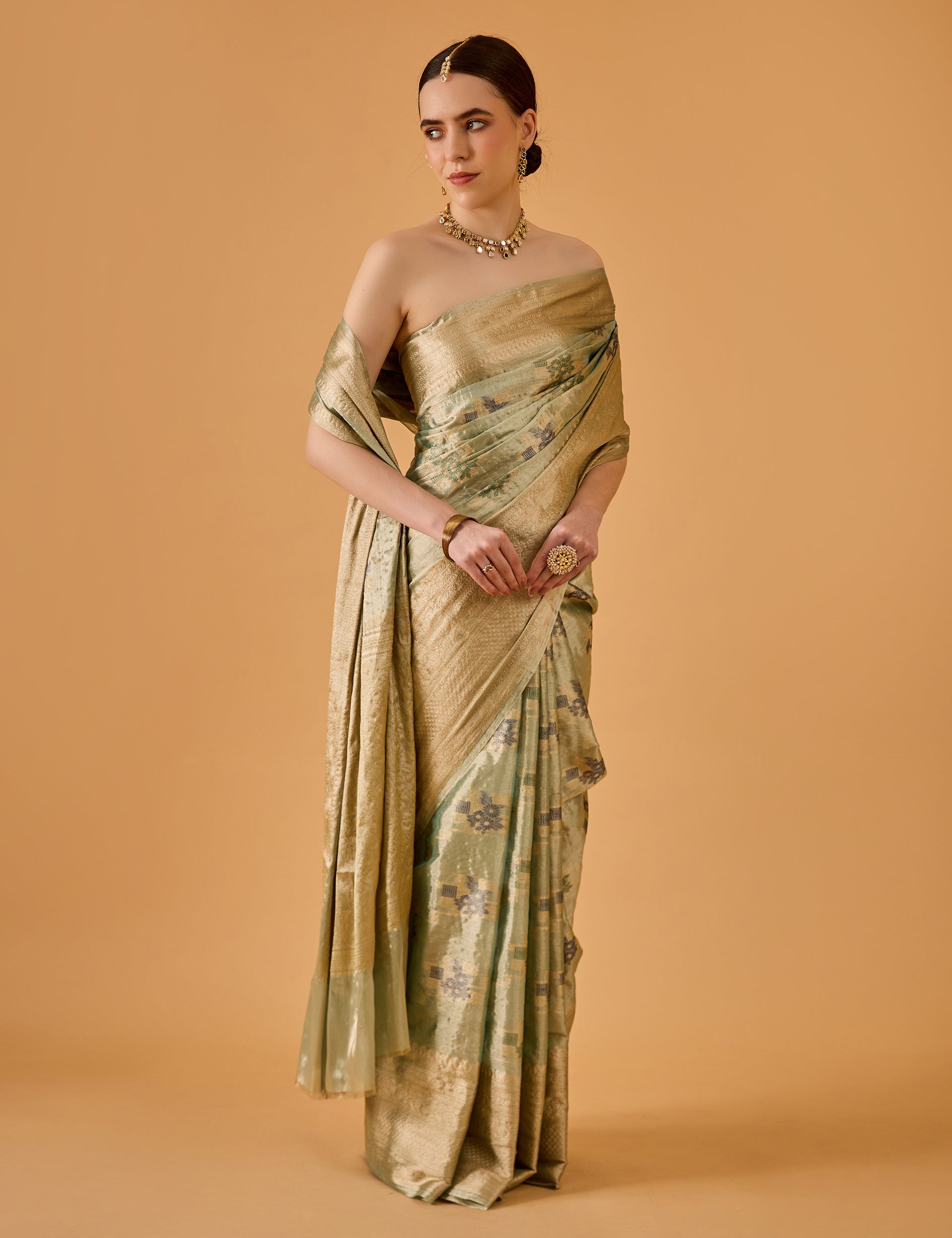 dhartii  Metallic Jade Green Jacquard Solid Silk Blend Saree