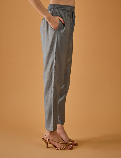 dhartii  Blue Ocean Mist Embroidered Silk Blend Kurta Set