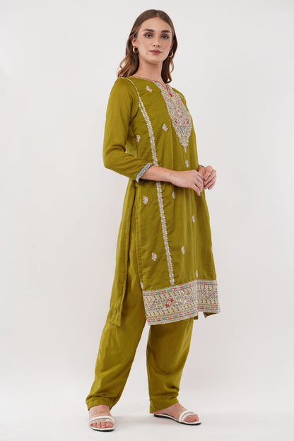 Mustrad Vichitra Silk Suit With Multi Thread & Zari Embroidery Stitch - Set Of 3