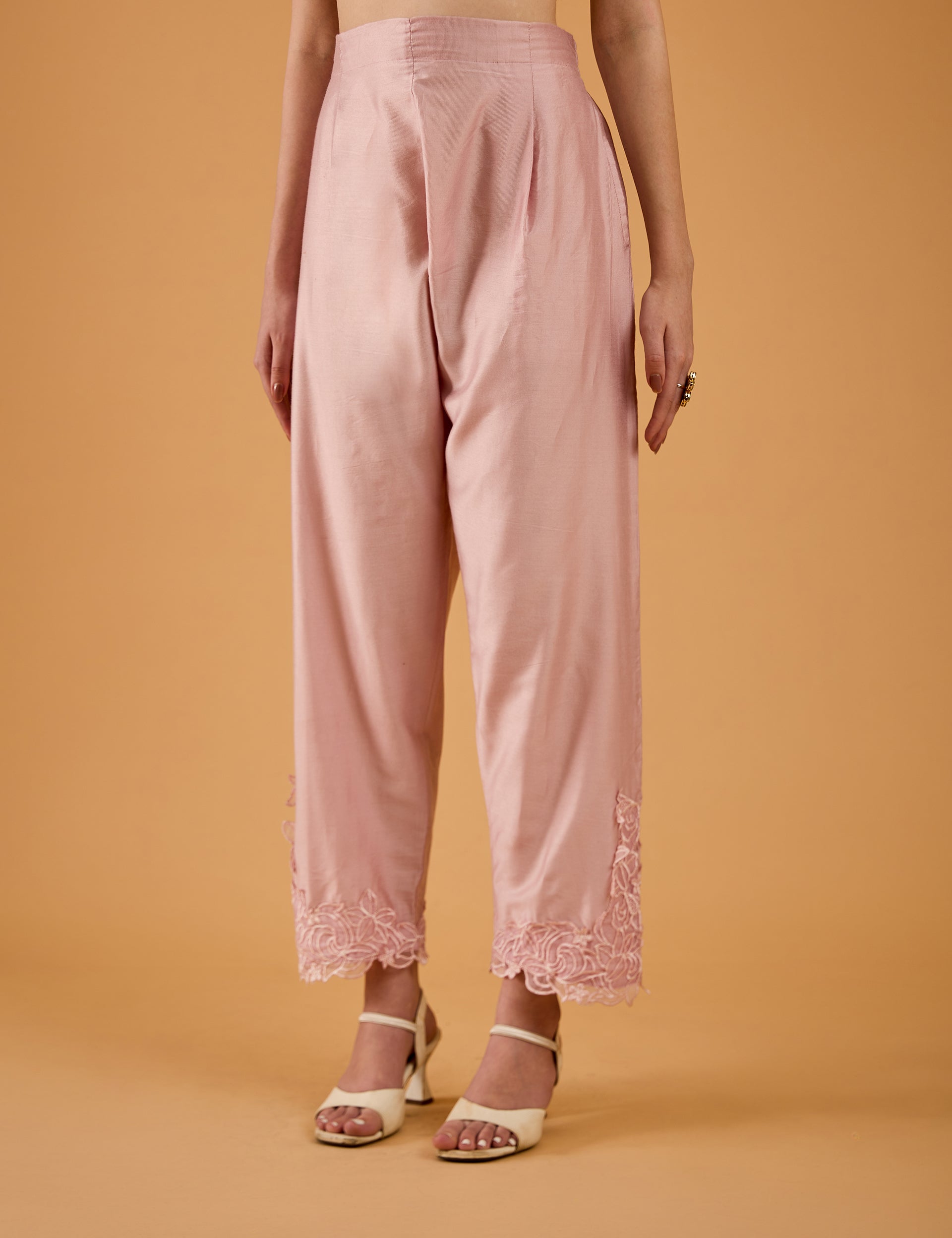 dhartii  Lilac Pink Radiant Embroidered Chinnon Kurta Set