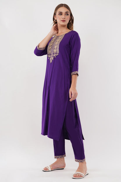 Purple Silk Straight Suit With Graceful Dupatta - Set Of 3