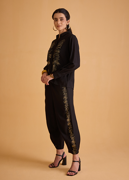 dhartii  Elegant Black Embroidered Co-Ord Set
