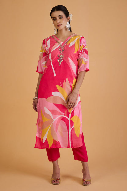 dhartii  Pink Floral Abstract Printed Kurta Set