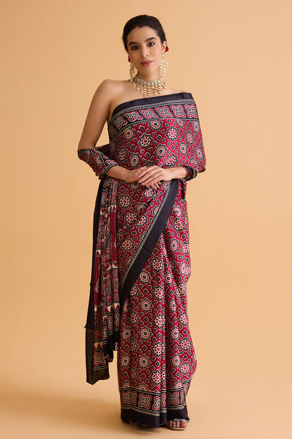 dhartii  Maroon printed Crepe Saree