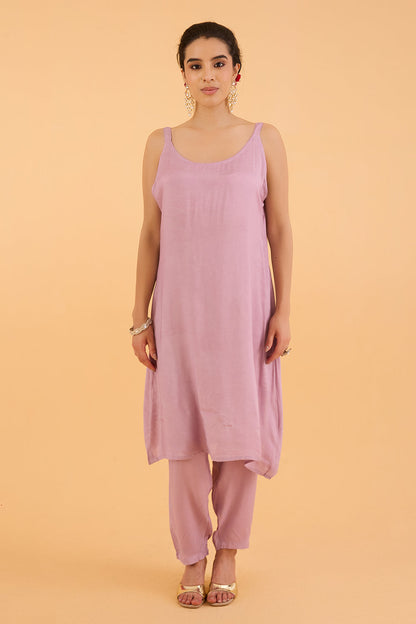 dhartii  Soft lavender Embroidered Crepe Kaftan Set