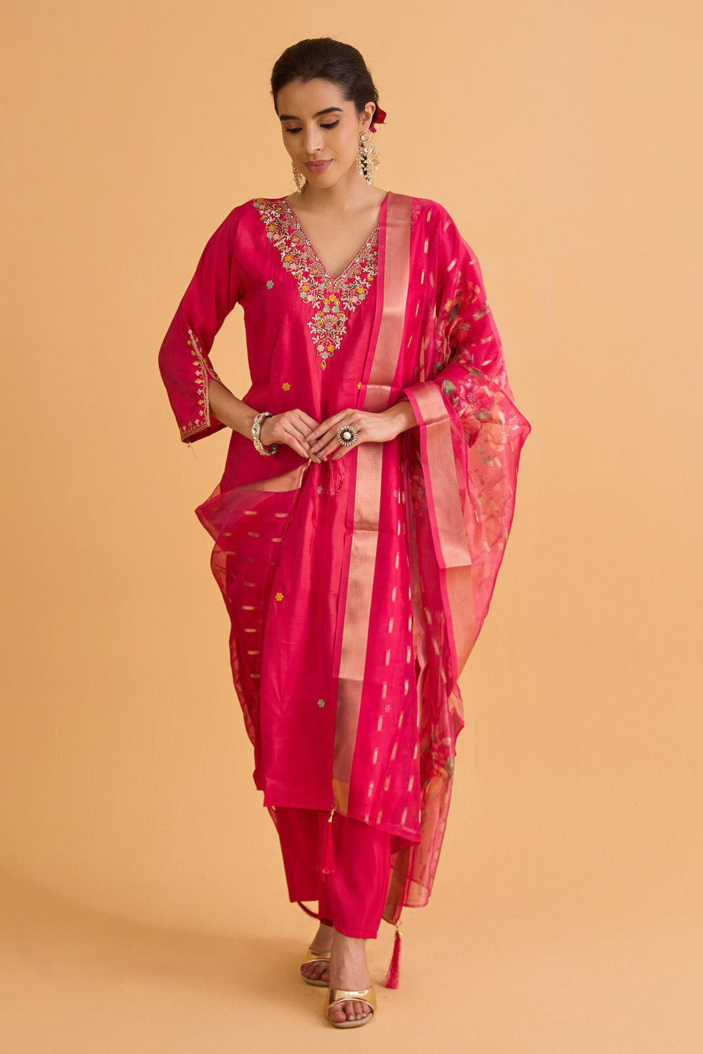 dhartii  metallic Pink Embroidered Silk Tissue Kurta Set